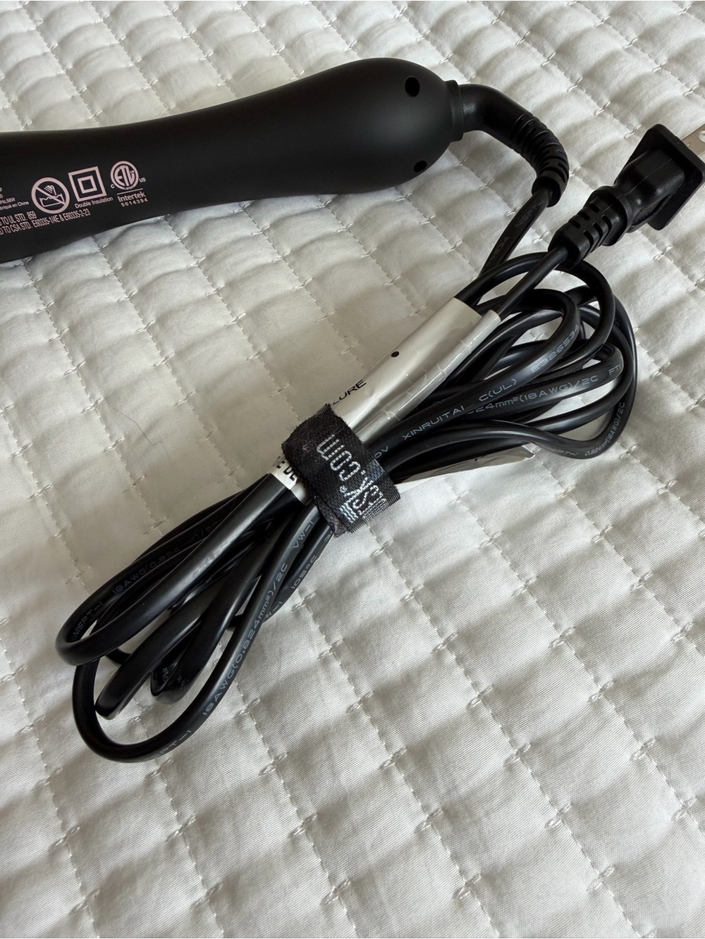 The Beachwaver B1 Rose Gold Curling Iron - Picture 6 of 7
